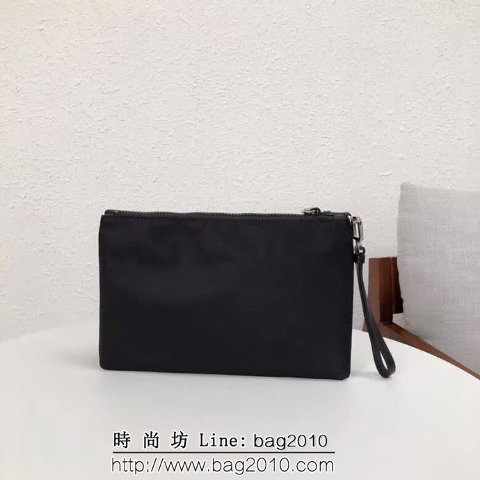 PRADA普拉達 新款 橡膠徽標 時尚手拿包 男女共用款 2NH006 DD1730